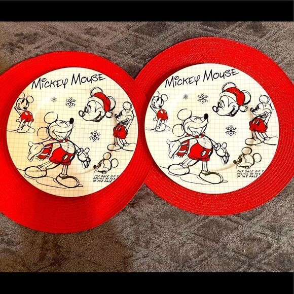 Disney Mickey Mouse Sketchbook Christmas plates set of 2 NWOT - Picture 1 of 6